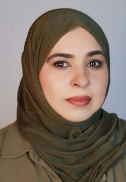 المرأة العُمانية: شريك أصيل في مسيرة النهضة