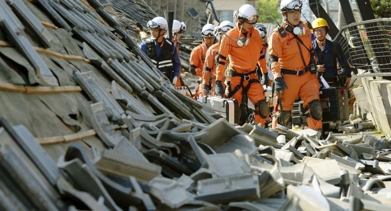 هيئة الإذاعة والتلفزيون الياباني : أنباء عن إصابة أكثر من 200 في زلزال اليابان