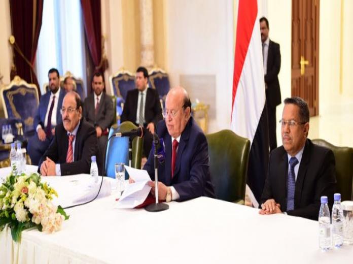الحكومة اليمنية تدعو الميليشيا الانقلابية للانسحاب من الحديدة سلمياً