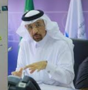 الوزير خالد الفالح يتوقع تباطؤاً في طفرة إنتاج النفط بأميركا