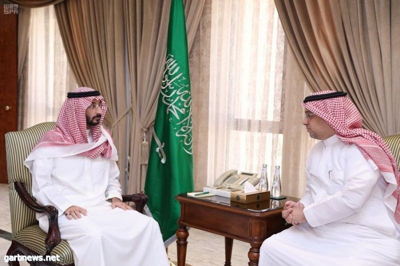نائب أمير مكة المكرمة يستقبل المدير التنفيذي لمدينة الملك عبدالله الطبية