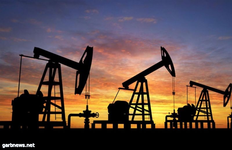 ارتفاع في النفط و تراجع في مؤشر الدولار
