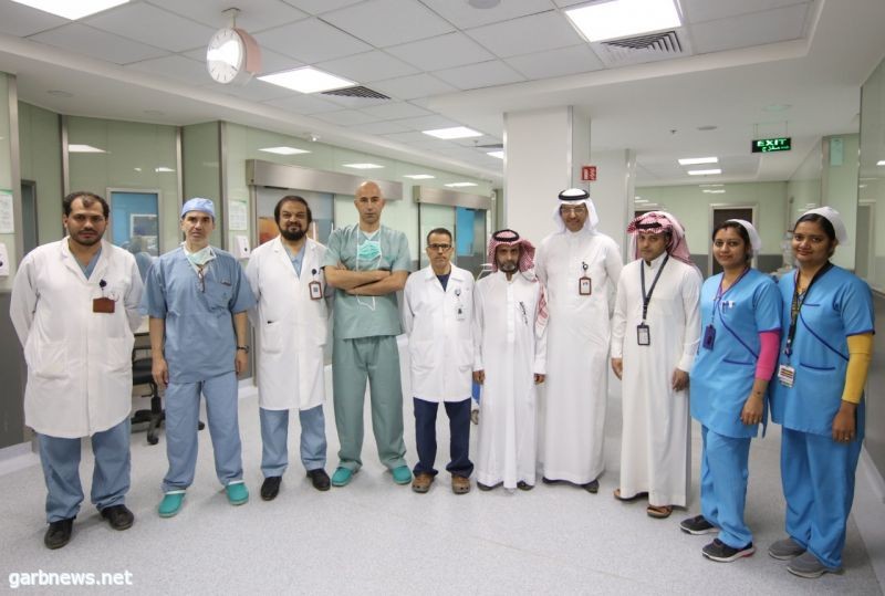 كادر طبي سعودي ينجح في انقاذ حياة مواطن بنجران