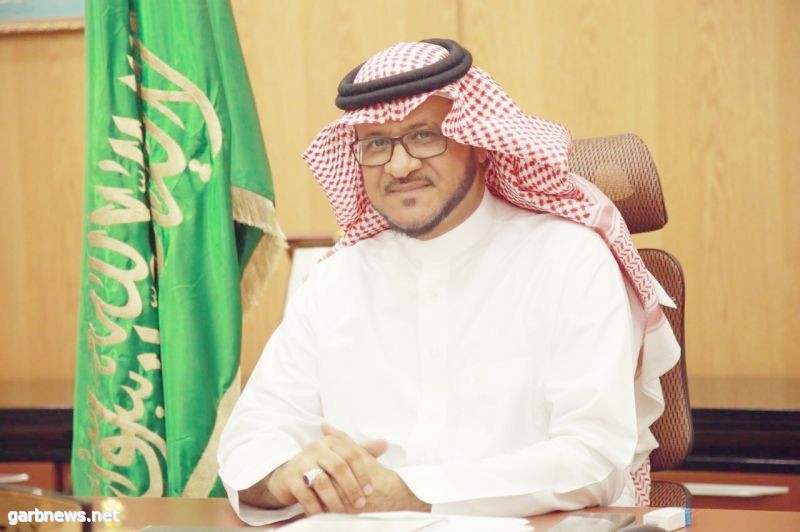 الحازمي يعتمد اسماء العاملين بمركز تعليم الكبار الدفعة الأولى