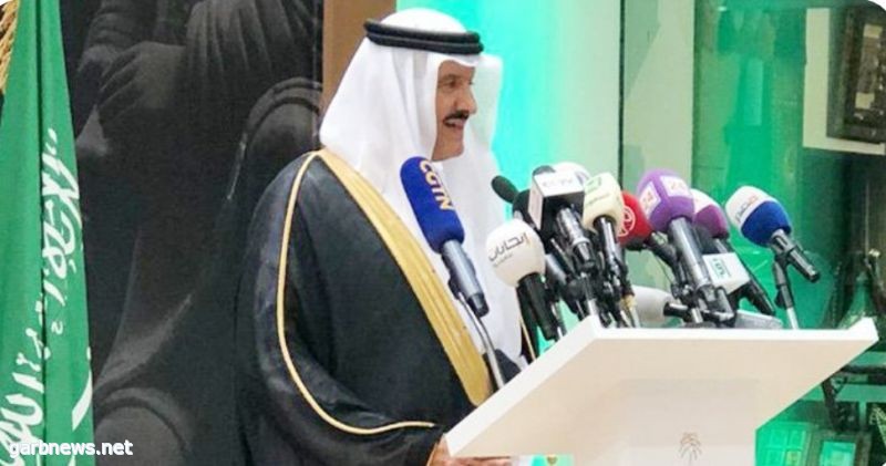 الأمير سلطان بن سلمان يكرّم مواطناً أنقذ حياة حاج تركي بالمدينة المنورة