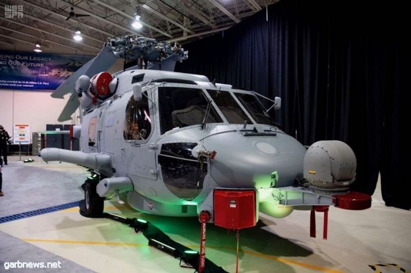 وزارة الدفاع تدشن طائرة (MH-60R) التابعة للقوات البحرية الملكية السعودية في الولايات المتحدة