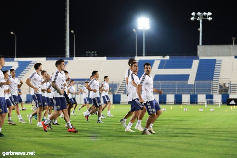 المنتخب الأرجنتيني يتدرب في ملعب الهلال