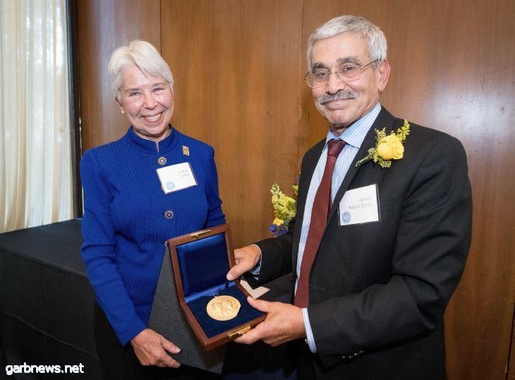 جامعة كاليفورنيا تمنح مدير عام مؤسسة التقدم العلمي جائزة هاس الدولية