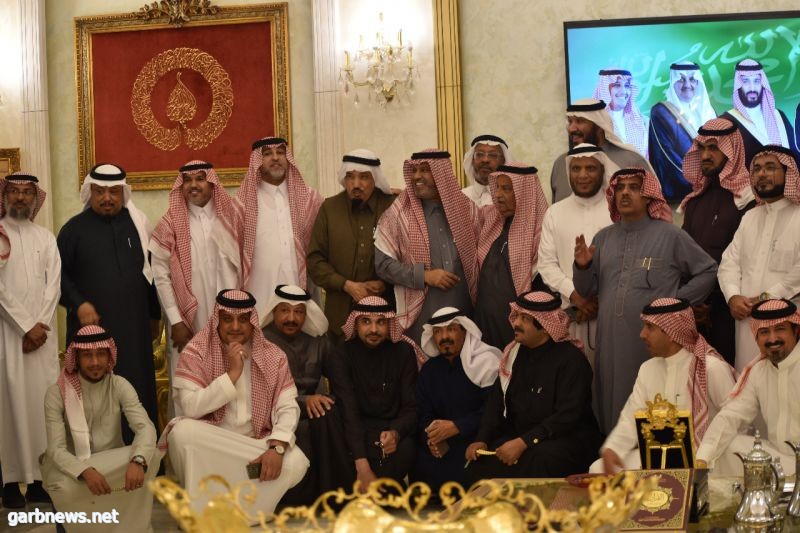 اعضاء فريق تزاور اسرة العلا بالمنطقة الشرقية وأصدقائهم بضيافة مجلس الشيخ عبدالله بن عبدالرحمن الحماد