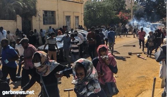 يوم دام في شوارع السودان.. 3 قتلى من المعارضة وتجمعات حاشدة تهدد مستقبل البشير