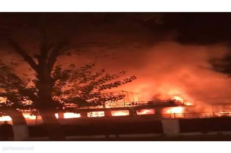 اندلاع حريق في مركب سياحي بالقاهرة