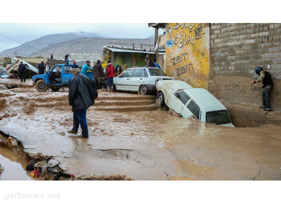 بالصور| إيران تتكبد 381 مليون دولار بسبب الفيضانات.. وفضيحة مدوية لنظامها الطائفي