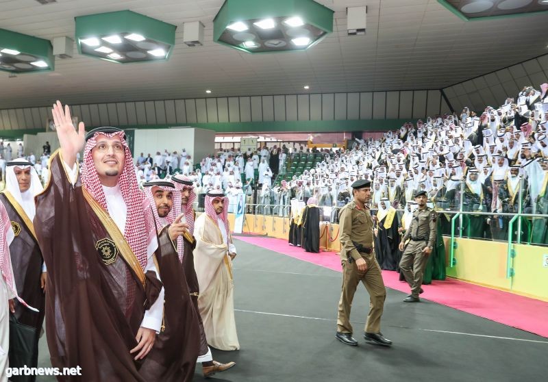الأمير أحمد بن فهد بن سلمان يشهد حفل التخرج الموحد للكليات التقنية بالمنطقة