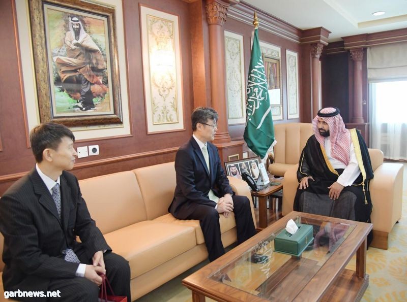 نائب أمير منطقة جازان يستقبل القنصل الكوري الجنوبي لدى المملكة
