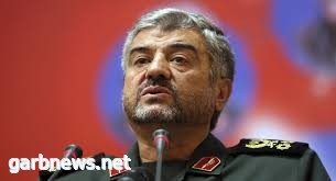 قائد بالحرس الثوري الإيراني الارهابي : إذا تحرك الأمريكان سنضربهم في الرأس