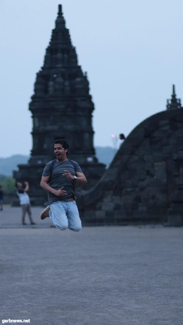 قفزه لمرشد سياحي سعودي تفوز كأفضل لقطة في إندونيسيا