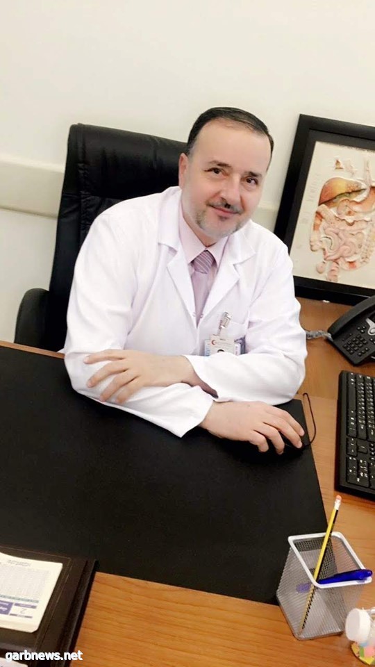 د.طلال أحمد..أخصائي الجراحة بالحمادي:   ضخامة الثديين عند الذكـور لايحتـاج إلى عمليــة جراحية