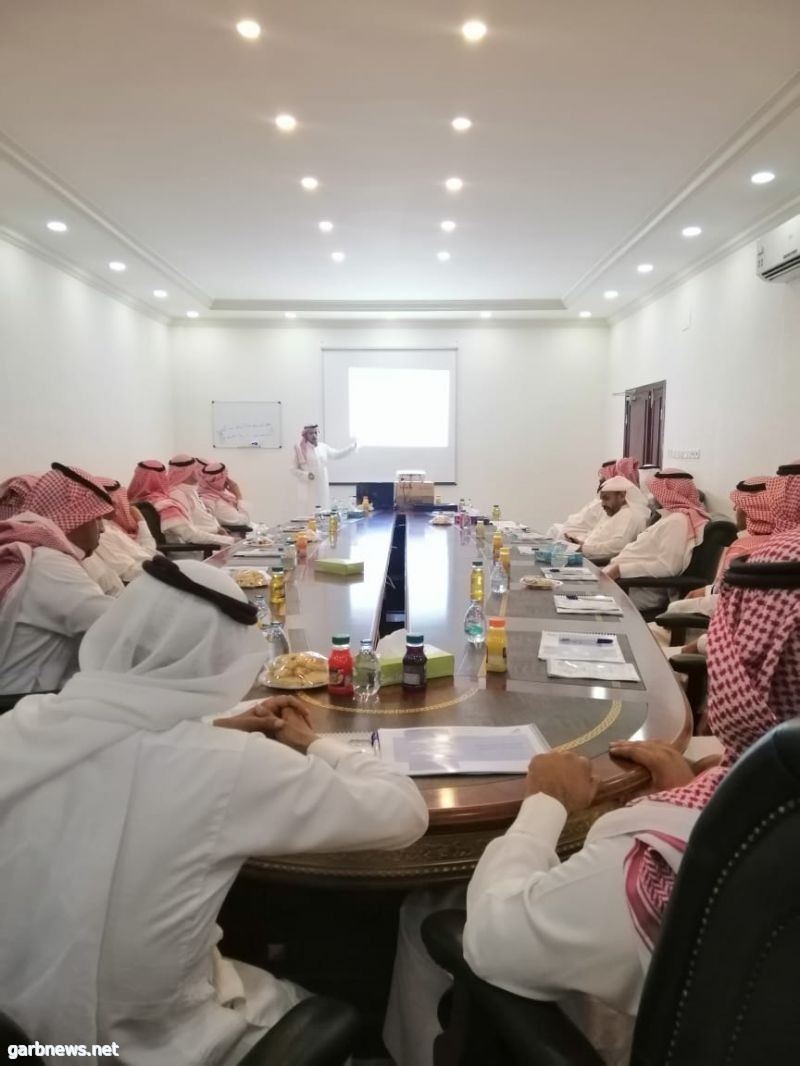 محافظة العلا تقيم دورة  بعنوان " القيادة واستشراف المستقبل " لمنسوبيها