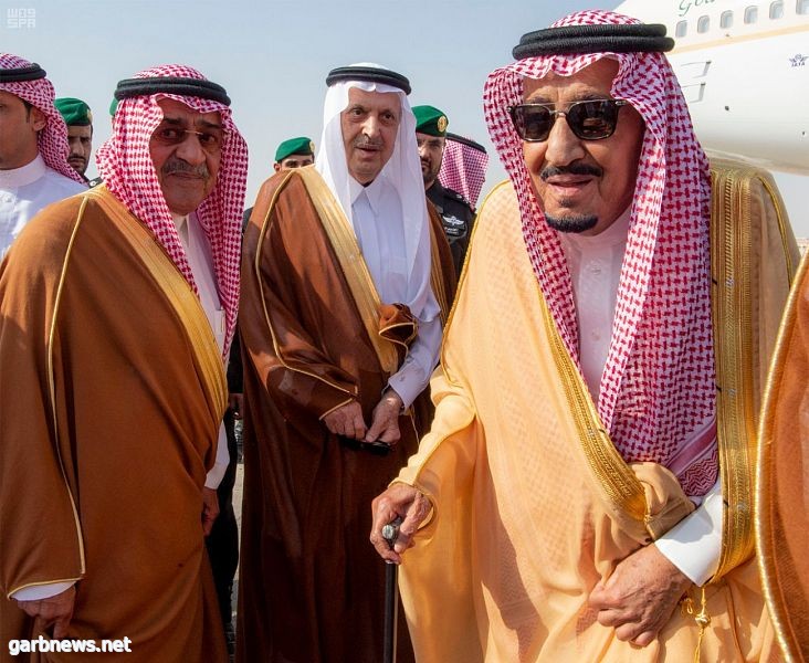 خادم الحرمين الشريفين يصل إلى الرياض قادماً من جدة