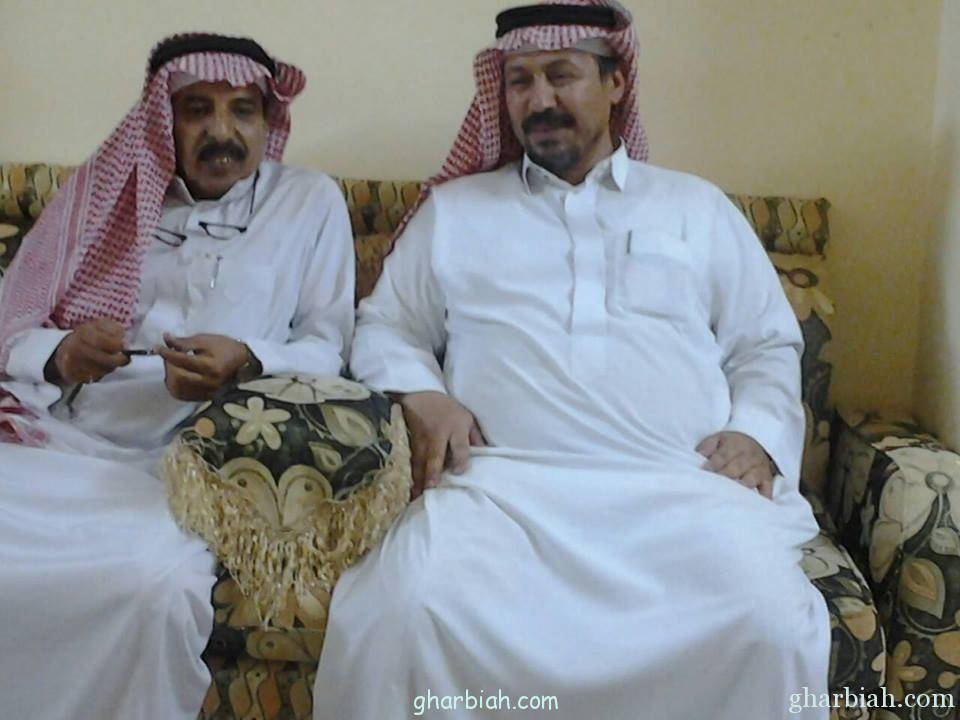 رجل الاعمال : الشيخ عطيه الثقفي يزور ويعايد مفرح العمري