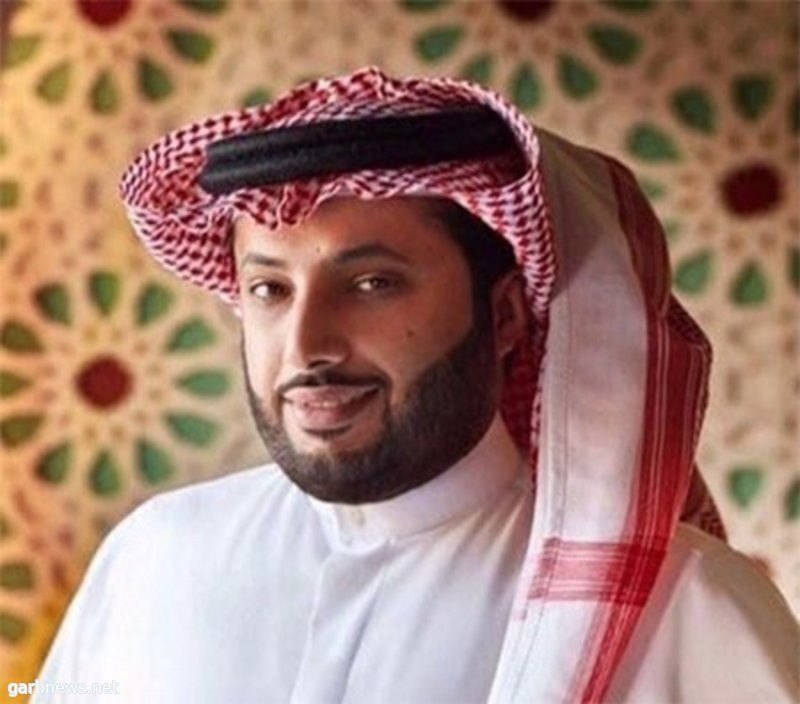 من مواجهة الهلال وضمك آل الشيخ يتبرع بـ 8 آلاف تذكرة ومبلغ مالي لأسرة الراحل " الشريدة"