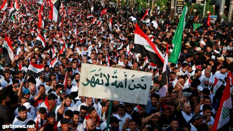 آلاف العراقيين يهتفون ضد الفساد في ذكرى أربعينية الحسين بـ#كربلاء