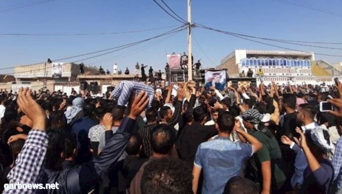 توسع رقعة الاحتجاجات في مدن مختلفة ضد النظام الإيراني