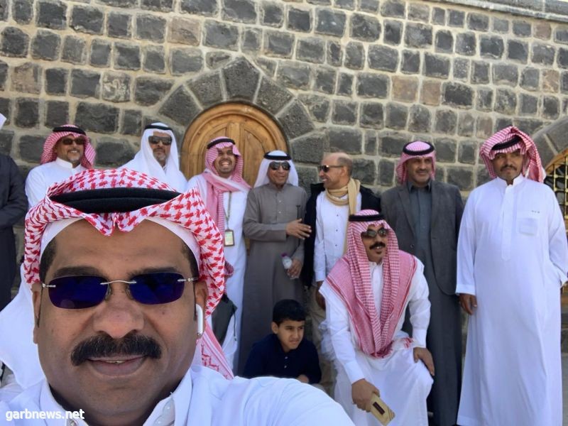 أبطال حرب الخليج الثانية وتحرير الكويت في زيارة لمعالم المدينة المنورة التاريخية