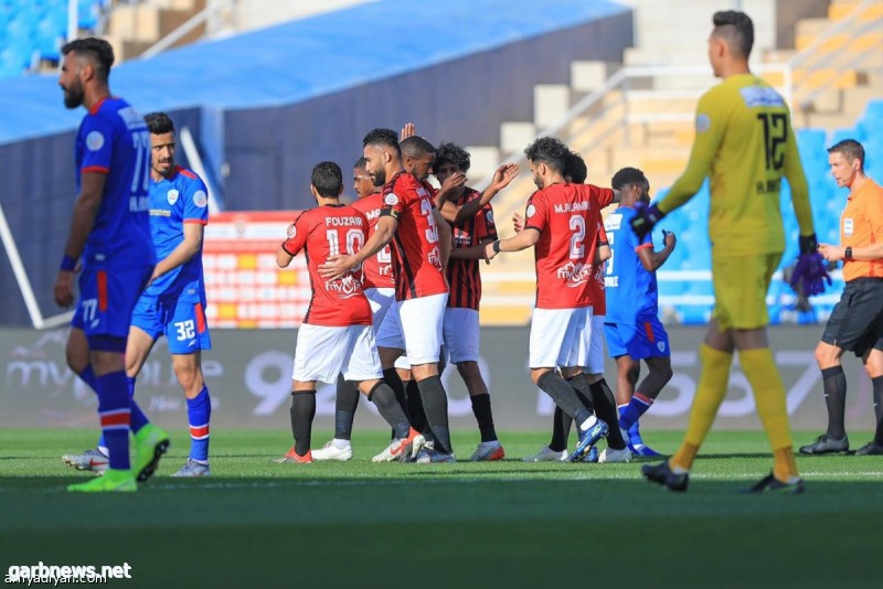 الرائد يتغلب على أبها بثنائية