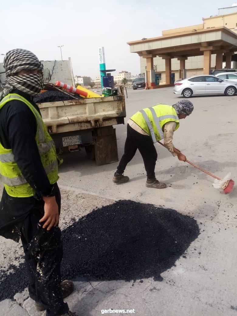 بلدية الخفجي تواصل أعمال صيانة الشاملة