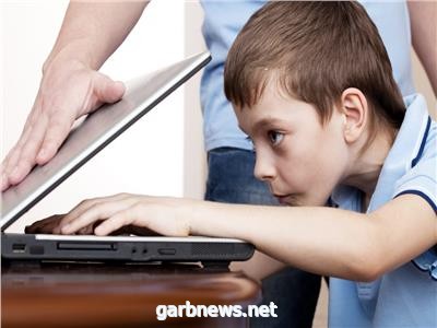 تحذيرات من خطر زياده استخدام الأطفال للانترنت