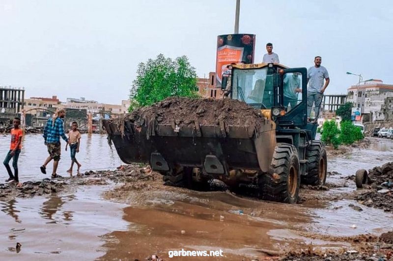 البرنامج السعودي لتنمية وإعمار اليمن يستنفر جهوده لدرء مخاطر الأمطار ٠