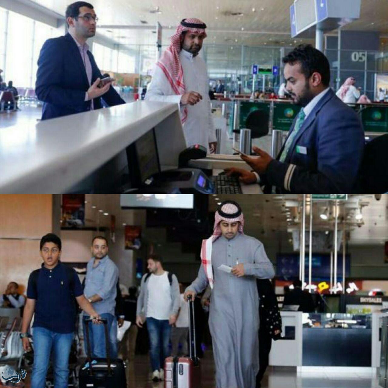 تغريدات لـ”مطار جدة” ...تُلامس المشاعر وتترك طابعاً إيجابياً في نفوس المسافرين