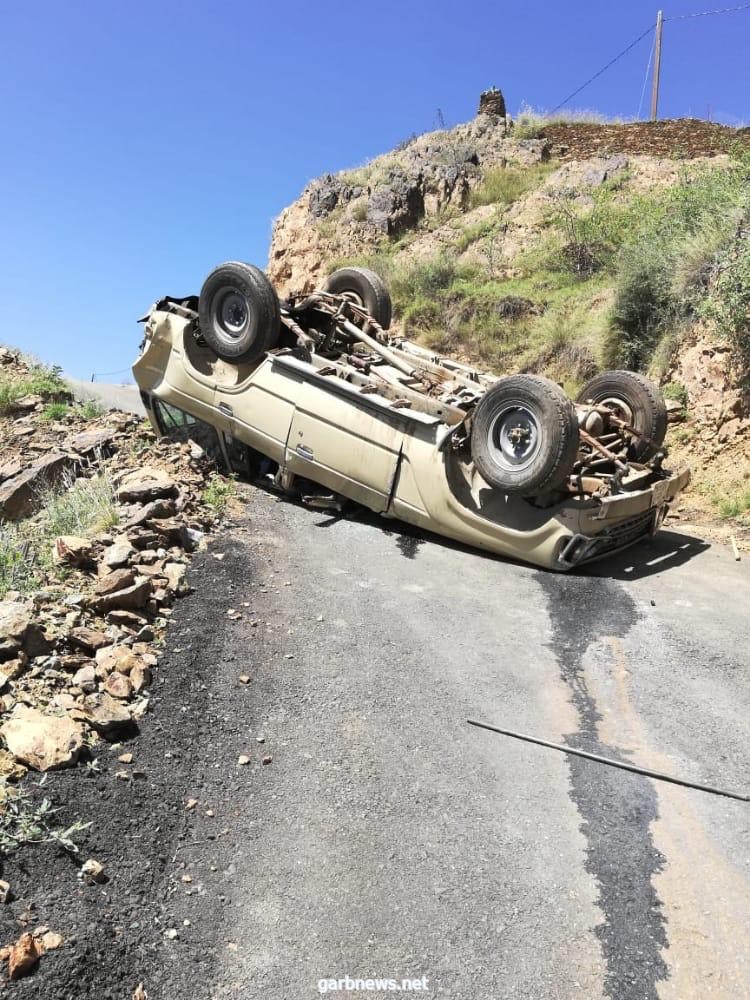 سقوط صهريج مياه  من قمة  جبل صماد في جازان ووفاة قائده