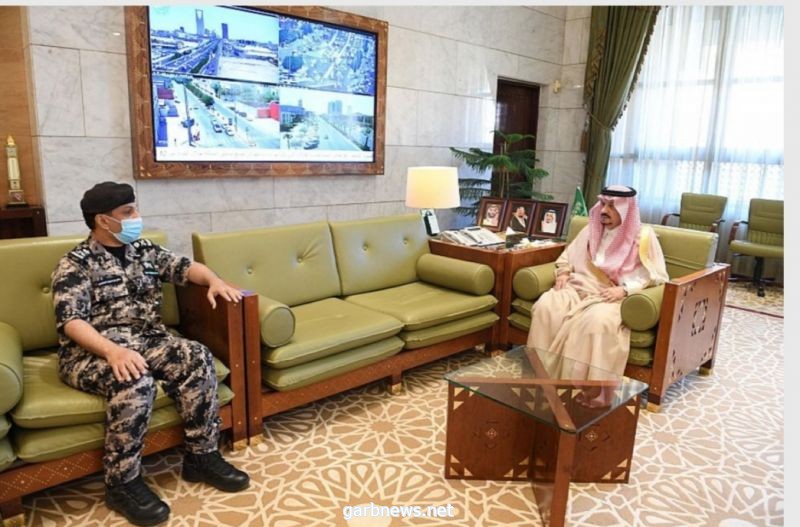 سمو الأمير فيصل بن بندر يستقبل اللواء العتيبي بمناسبة تكليفه قائداً لقوات آمن المنشأت بمنطقة الرياض