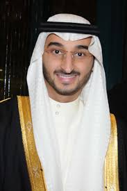 سمو نائب أمير منطقة مكة المكرمة يعزي نائب الرئيس التنفيذي بمجموعة العيسائي في وفاة والدته