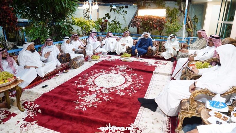 ملتقى "أصدقاء الشريف الراجحي" في ضيافة الشيخ حسين القرشي بالهدا