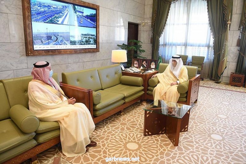 سمو الأمير فيصل بن بندر بن عبدالعزيز يستقبل سفير خادم الحرمين الشريفين المعين لدى إسبانيا