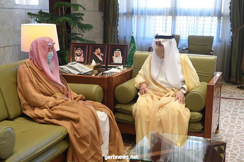 سمو أمير منطقة الرياض يستقبل سماحة مفتي عام المملكة