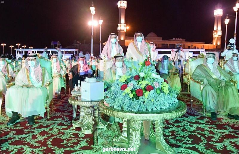 سمو أمير #جازان يشرف حفل أهالي #الدرب .. ويدشن ويضع الأساس لمشروعات بالمحافظة.