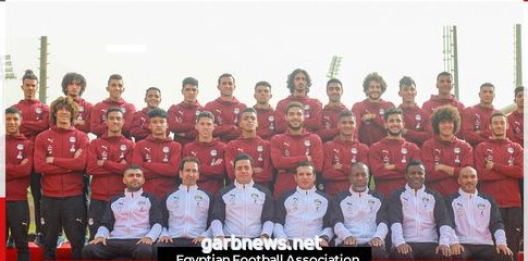 بعد  إصابة 17 لاعبًا، بالاضافة للمدير الفني بفيروس كورونا. ..  منتخب الشباب المصري يطالب باجراء مسحة ثانية