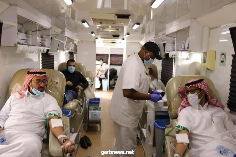 بالتعاون مع مستشفى الملك فيصل التخصصي "يلو" تقيم حملة تبرع بالدم لتعزيز الجانب التطوعي لدى منسوبيها