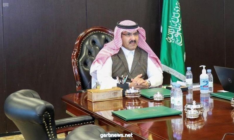 السفير آل جابر يلتقي بعدد من السفراء لدى #اليمن، ويستعرض معهم آخر التطورات الحاصلة في تنفيذ #اتفاق_الرياض،