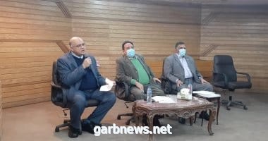 اتحاد عمال مصر يقرر رفع دعوى قضائية عاجلة لوقف قرار تصفية "الحديد والصلب"