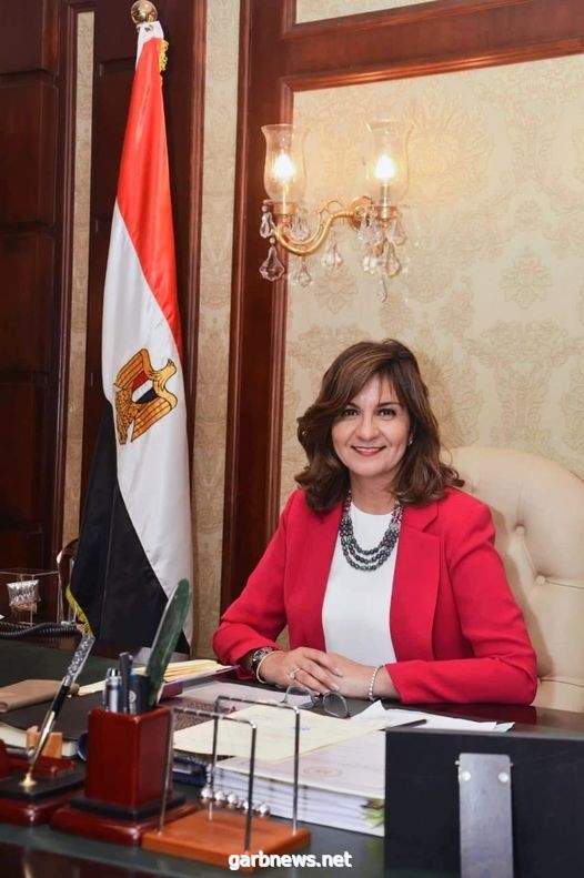 وزيرة الهجرة تنفي ما يتردد حول مطالبتها المصريين سرعة إنهاء إجراءات سفرهم للكويت