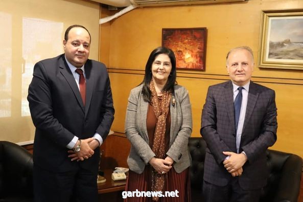 توقيع اتفاقية شراكة بين "إعلام القاهرة" ومؤسسة أخبار اليوم.