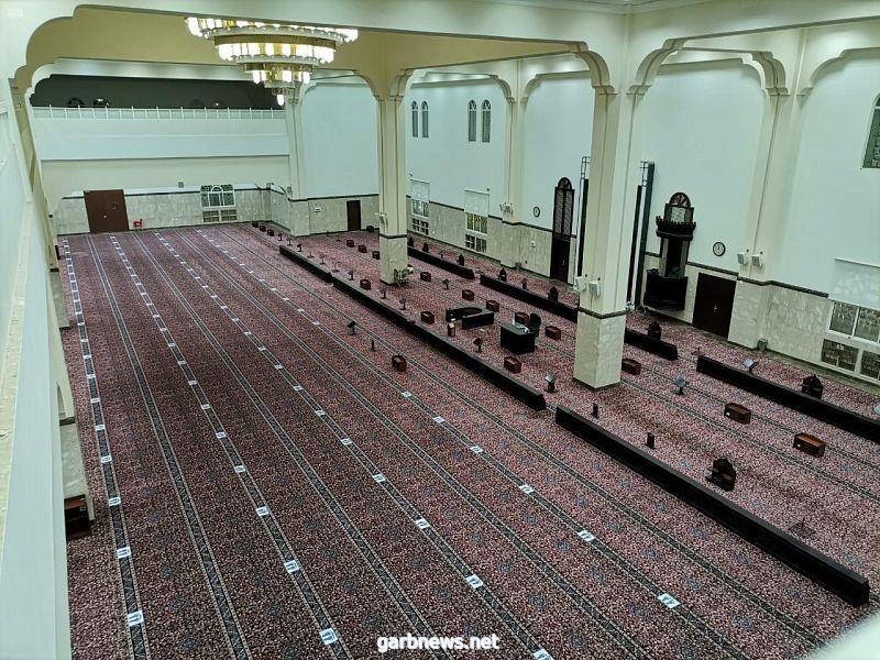 "الشؤون الإسلامية" تغلق 8 مساجد بعد ثبوت 10 حالات إصابة بكورونا بين المصلين
