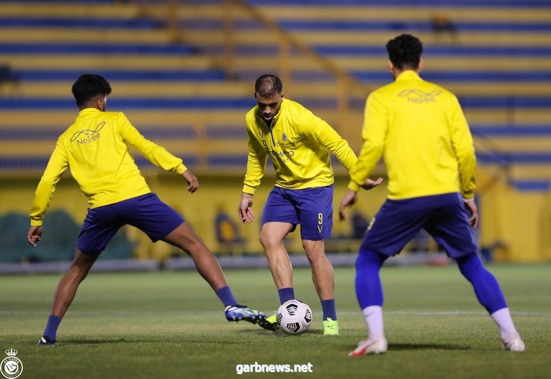 "النصر" و"الفيصلي" يرفعان وتيرة استعداداتهما تأهبًا للقاء نصف النهائي بكأس الملك