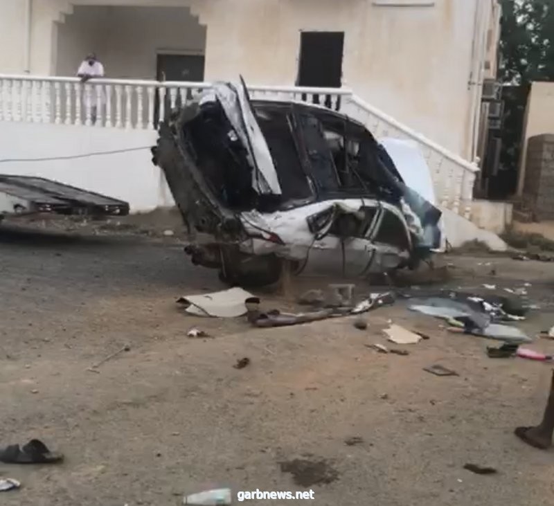 الجديد في  حادث عارضة جازان".. حادث مروري مأساوي يقذف بجثة السائق فوق سطح مسجد ووفاة 3أشخاص