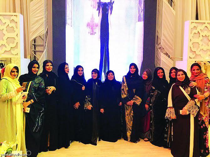 مصممات سعوديات  يحملن على عاتقهن إيصال الأزياء السعودية للعالمية